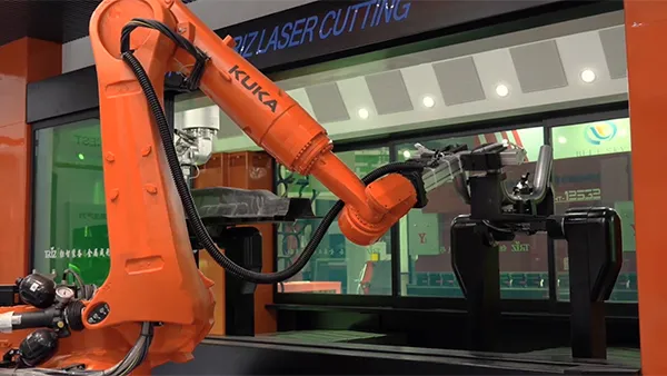 Pemprosesan automatik dua-stesen cekap